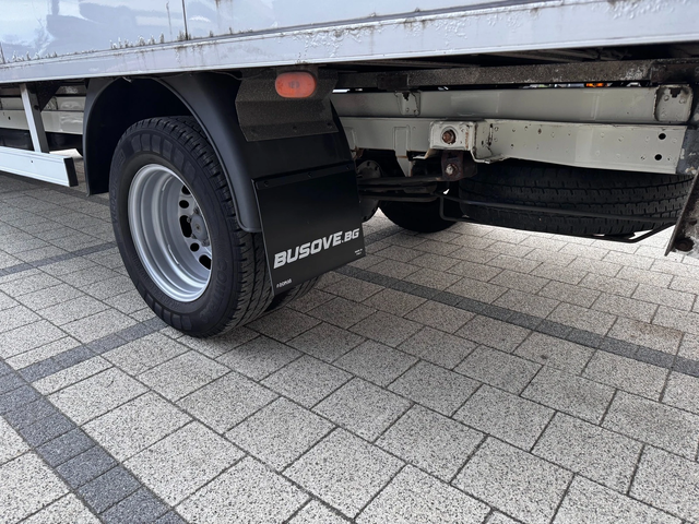 VW Crafter 2.5TDI до 3, 5т. 4, 27м. Климатроник Euro 5 - автомобили, коли, обяви за нови и употребявани 4