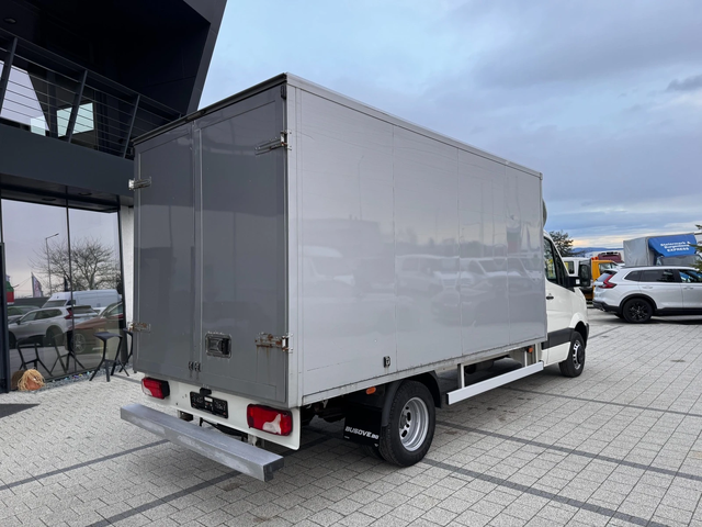 VW Crafter 2.5TDI до 3, 5т. 4, 27м. Климатроник Euro 5 - автомобили, коли, обяви за нови и употребявани 6