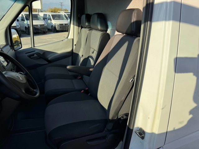VW Crafter 2.0TDI 163к.с. MAXI Клима - автомобили, коли, обяви за нови и употребявани 13