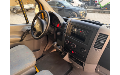 VW Crafter 2.5TDI Бордови + кран Клима - автомобили, коли, обяви за нови и употребявани 9