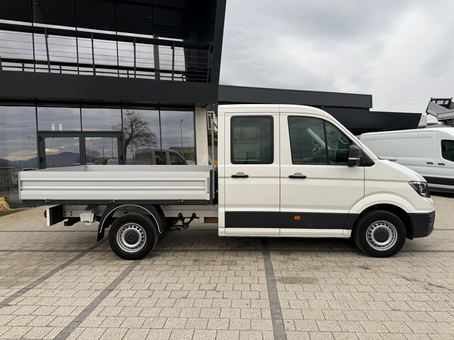 VW Crafter 2.0TDI Клима Еuro 6 7-местен - автомобили, коли, обяви за нови и употребявани 8