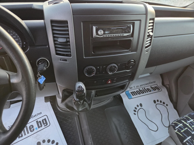 VW Crafter 2.5 TDI, Пътнически,  9местен, Клима - автомобили, коли, обяви за нови и употребявани 10