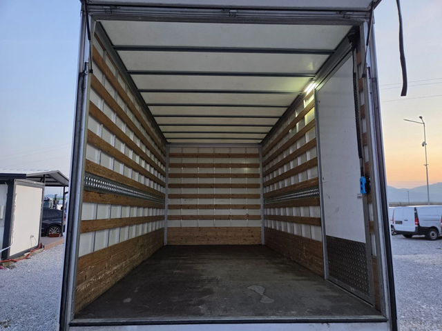 VW Crafter 2.0 TDI, Клима, Нави, П.Борд, До 3.5 тона, 4.50 ме - автомобили, коли, обяви за нови и употребявани 13