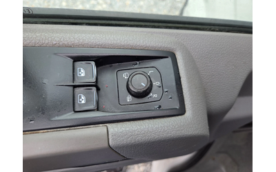 VW Crafter 2.0 TDI, LED, Климатроник, Печка, Автомат, Нави - автомобили, коли, обяви за нови и употребявани 11