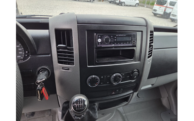 VW Crafter 2.0 TDI, XXL, Климатик, Падащ борд - автомобили, коли, обяви за нови и употребявани 10