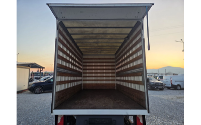 VW Crafter 2.0 TDI, Падащ борд, Климатик, До 3.5 тона - автомобили, коли, обяви за нови и употребявани 13