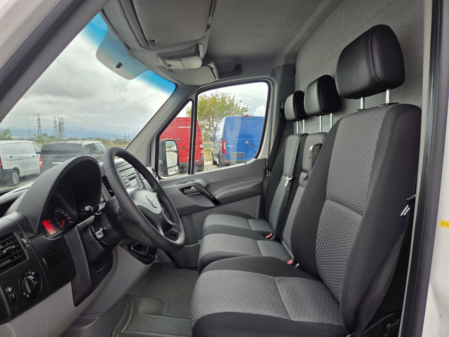 VW Crafter 2.0 TDI, Климатик, 4.70 метра, До 3.5 тона - автомобили, коли, обяви за нови и употребявани 10