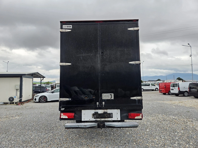 VW Crafter 2.0 TDI, Климатик, 4.70 метра, До 3.5 тона - автомобили, коли, обяви за нови и употребявани 3