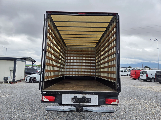 VW Crafter 2.0 TDI, Климатик, 4.70 метра, До 3.5 тона - автомобили, коли, обяви за нови и употребявани 8