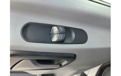 VW Crafter 2.0 TDI, 9 местен, Климатик /ЛИЗИНГ - автомобили, коли, обяви за нови и употребявани 11