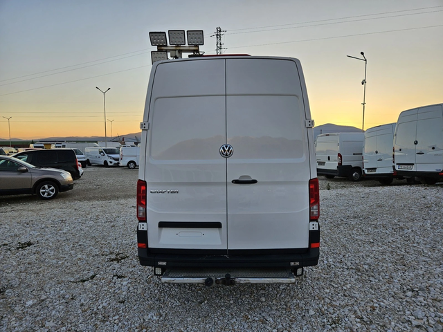 VW Crafter 2.0 TDI двойна гума - автомобили, коли, обяви за нови и употребявани 3