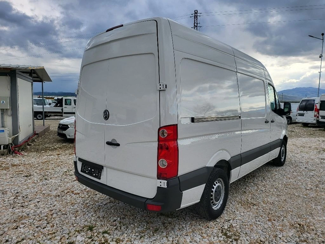VW Crafter - автомобили, коли, обяви за нови и употребявани 4