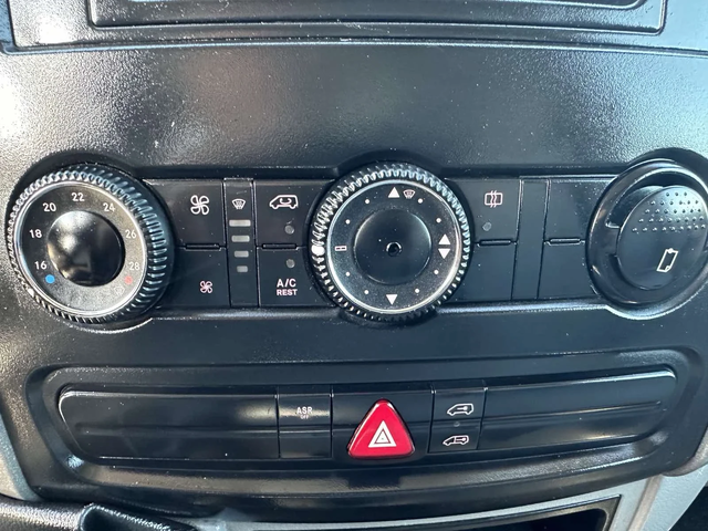 VW Crafter - автомобили, коли, обяви за нови и употребявани 12