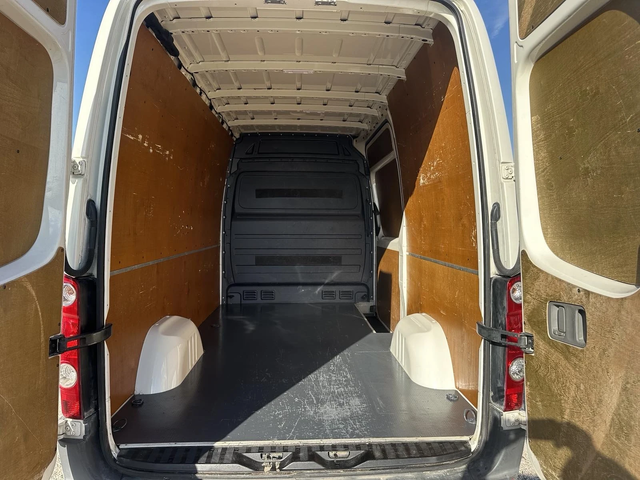VW Crafter - автомобили, коли, обяви за нови и употребявани 8