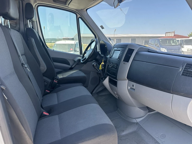 VW Crafter - автомобили, коли, обяви за нови и употребявани 9