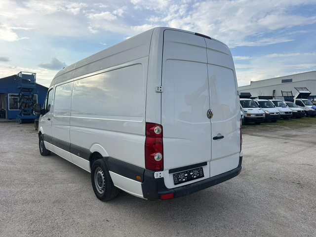 VW Crafter - автомобили, коли, обяви за нови и употребявани 4
