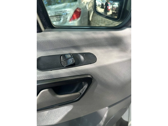 VW Crafter 2, 5 TDi - автомобили, коли, обяви за нови и употребявани 9