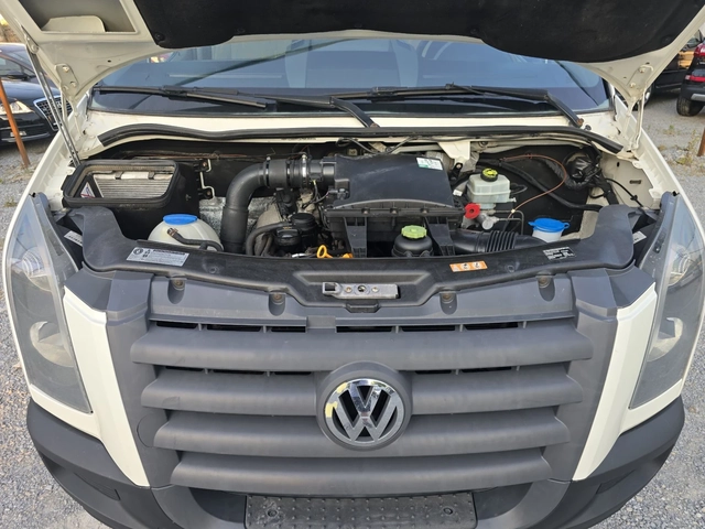 VW Crafter 2.5 TDI 163 К.С. 4.20 КАРОСЕРИЯ / КЛИМАТРОНИК - автомобили, коли, обяви за нови и употребявани 13