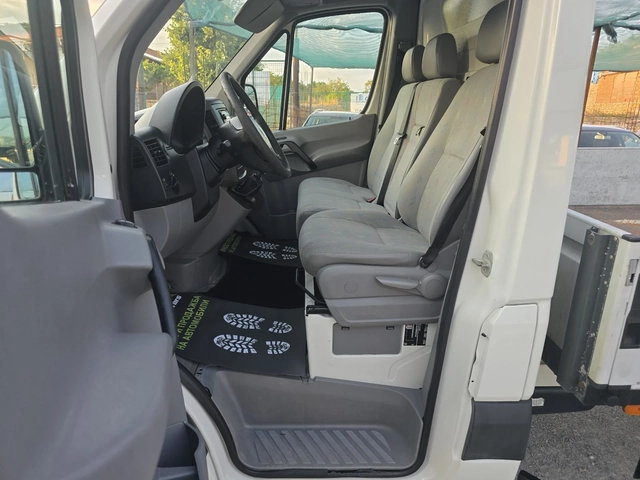 VW Crafter 2.5 TDI 163 К.С. 4.20 КАРОСЕРИЯ / КЛИМАТРОНИК - автомобили, коли, обяви за нови и употребявани 8