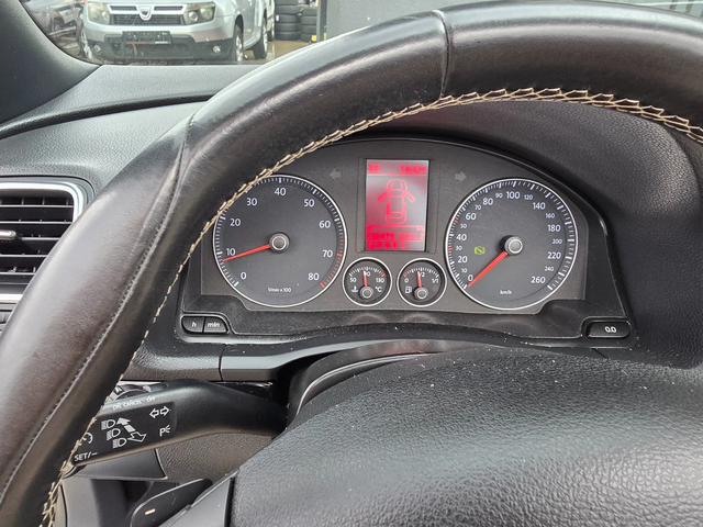 VW Eos INDIVIDUAL 2.0FSI-200к.с-АВТОМАТИК - ШВЕЙЦАРИЯ - автомобили, коли, обяви за нови и употребявани 9