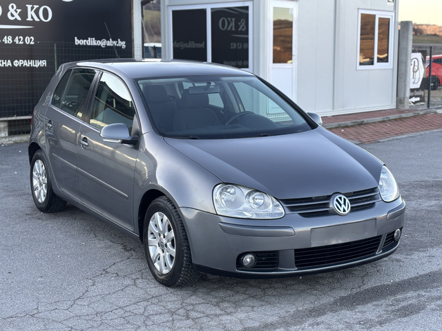 Vw Golf 1.6 102к.с. - автомобили, коли, обяви за нови и употребявани 0