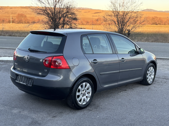 Vw Golf 1.6 102к.с. - автомобили, коли, обяви за нови и употребявани 2
