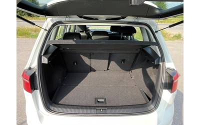 VW Golf 1.6 TDI Sportsvan - автомобили, коли, обяви за нови и употребявани 12