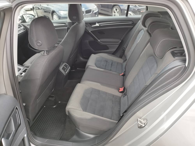 VW Golf 1.6TDI 110 к.с. HIGH LINE АВТОМАТ - автомобили, коли, обяви за нови и употребявани 10