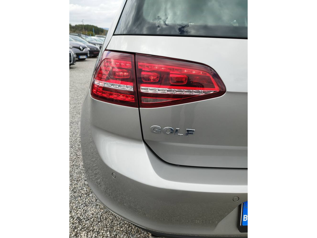 VW Golf 1.6TDI 110 к.с. HIGH LINE АВТОМАТ - автомобили, коли, обяви за нови и употребявани 11
