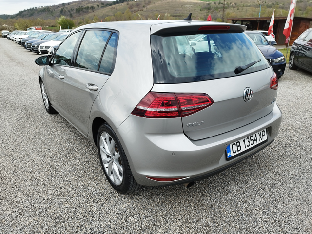 VW Golf 1.6TDI 110 к.с. HIGH LINE АВТОМАТ - автомобили, коли, обяви за нови и употребявани 17