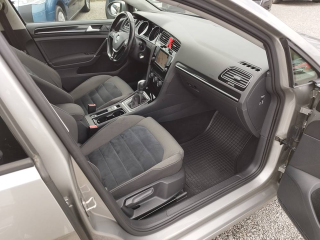 VW Golf 1.6TDI 110 к.с. HIGH LINE АВТОМАТ - автомобили, коли, обяви за нови и употребявани 19