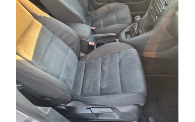 VW Golf 1.6TDI /PARKTRONIC/ОБСЛУЖЕНА/ЦЕНА С РЕГИСТРАЦИЯ - автомобили, коли, обяви за нови и употребявани 13