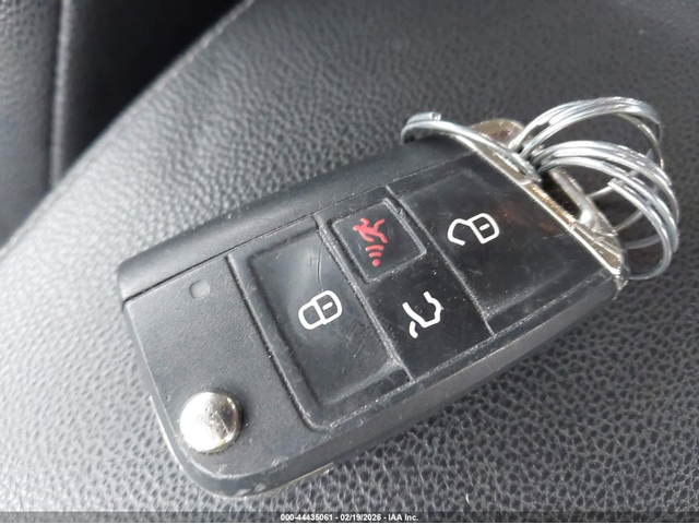 VW GOLF 1.8L I-4 DI, DOHC, VVT, TURBO, 170HP Front Wheel Drive - автомобили, коли, обяви за нови и употребявани 10