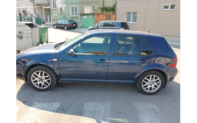 VW Golf 1.9 - автомобили, коли, обяви за нови и употребявани 14