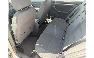 VW Golf 1.9tdi. 105к.с - автомобили, коли, обяви за нови и употребявани 11