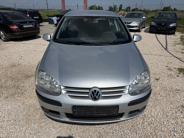 VW Golf 1.9tdi. 105к.с - автомобили, коли, обяви за нови и употребявани 2