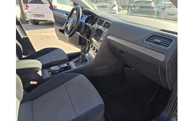 VW Golf 1.2 BENZ - автомобили, коли, обяви за нови и употребявани 11