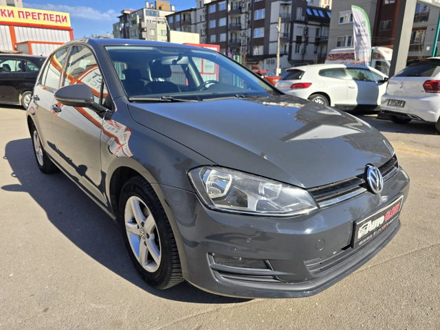 VW Golf 1.2 BENZ - автомобили, коли, обяви за нови и употребявани 2