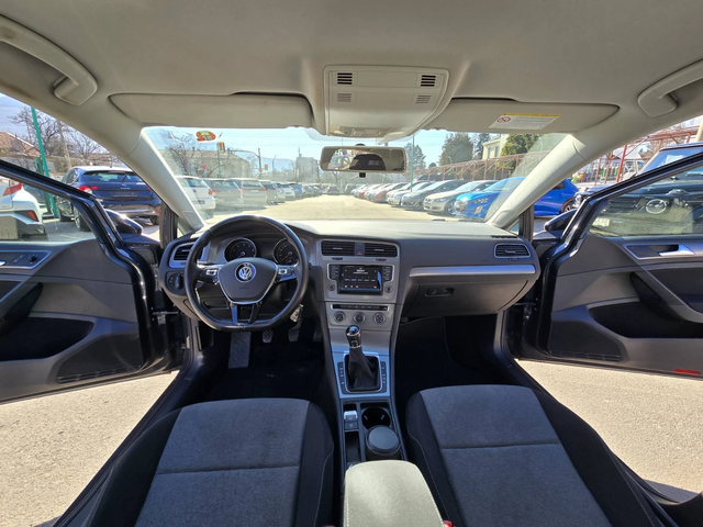 VW Golf 1.2 BENZ - автомобили, коли, обяви за нови и употребявани 8