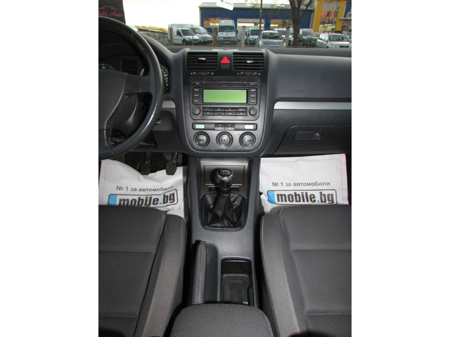 VW Golf 1.6 FSI EURO4 - автомобили, коли, обяви за нови и употребявани 11