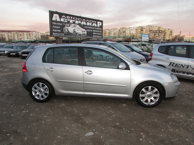 VW Golf 1.6 FSI EURO4 - автомобили, коли, обяви за нови и употребявани 16