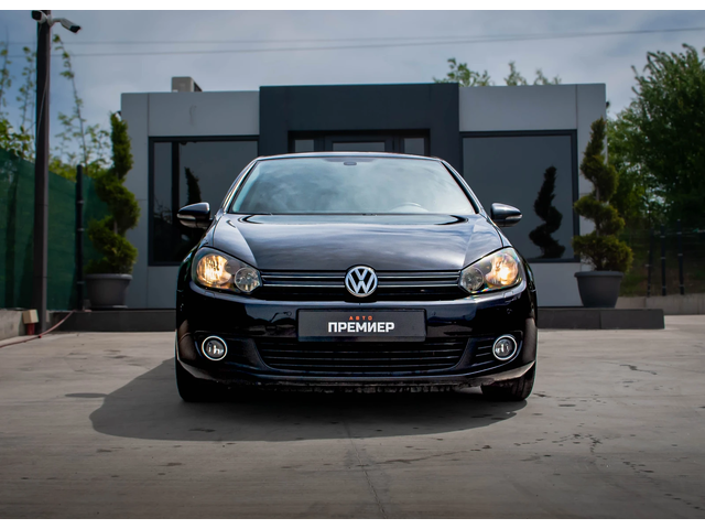 VW Golf 1.6TDI-AUTOMATIC-КОЖА-ПАНОРАМА-6М ГАРАНЦИЯ! - автомобили, коли, обяви за нови и употребявани 1