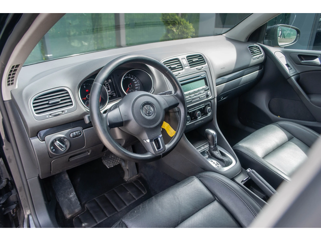 VW Golf 1.6TDI-AUTOMATIC-КОЖА-ПАНОРАМА-6М ГАРАНЦИЯ! - автомобили, коли, обяви за нови и употребявани 7