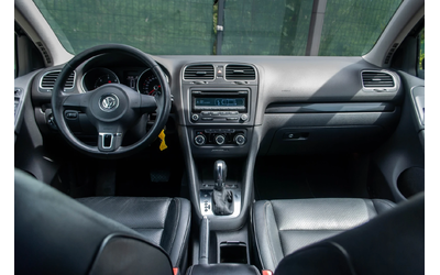 VW Golf 1.6TDI-AUTOMATIC-КОЖА-ПАНОРАМА-6М ГАРАНЦИЯ! - автомобили, коли, обяви за нови и употребявани 9