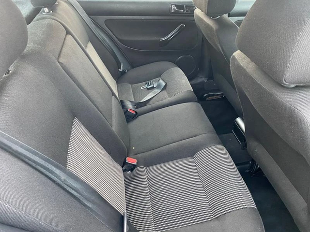 VW Golf 1, 600 EURO4 - автомобили, коли, обяви за нови и употребявани 10