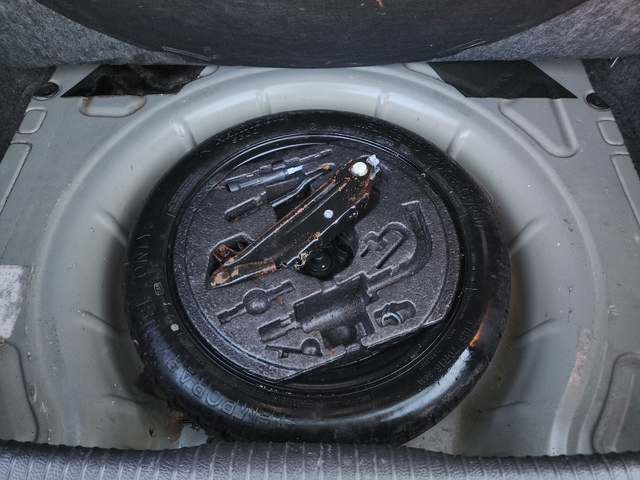 VW Golf 2.0TDI - автомобили, коли, обяви за нови и употребявани 13