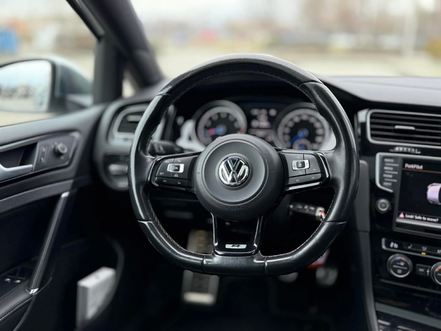 VW Golf 2.0TSI R 4motion - автомобили, коли, обяви за нови и употребявани 9