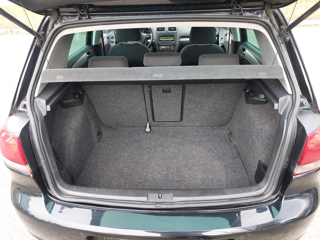 VW Golf 6 2, 0TDI 110ps HIGHLINE - автомобили, коли, обяви за нови и употребявани 5