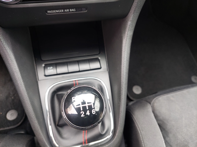 VW Golf 6 2, 0TDI 140ps EURO 5 - автомобили, коли, обяви за нови и употребявани 12