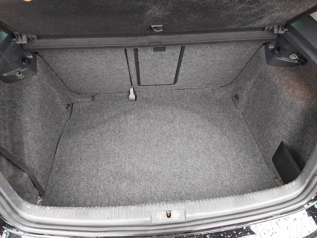 VW Golf 6 2, 0TDI AUTOMATIC - автомобили, коли, обяви за нови и употребявани 14